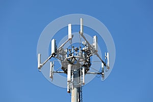 Antenna for mobile telephony network signal