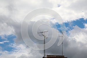 Antenna for receive television.