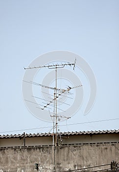 Antenna in receive TV signals.