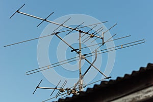 The antenna on the roof