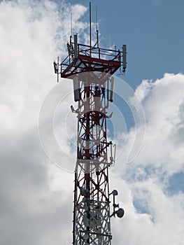Antenna tower