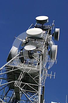 Antenna tower