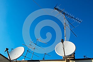 Antennas of satellite and analog television