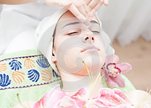 Anti ageing facial massage