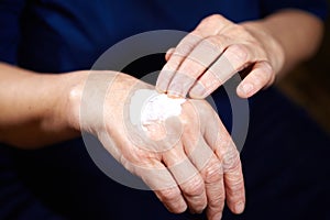 Anti aging cream for hands