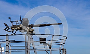 Anti-aircraft deck gun