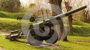 Anti-aircraft gun of the second world war now in disuse and placed in the former military barracks of strong marghera today meetin