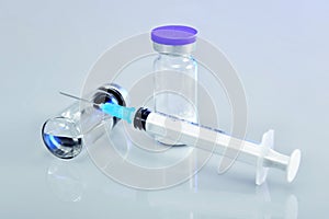 Antibiotic injection injector squirt syringe inoculator