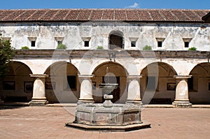 Antigua - monastery yard
