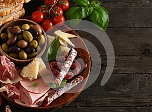 antipasti tapas with cheese and ham