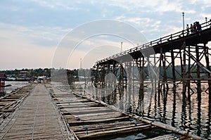 Antique bamboo bridge connecting for use instead Saphan Mon Broken bridge