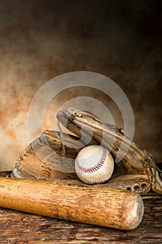 Antique baseball gear