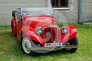 Antique car Aero