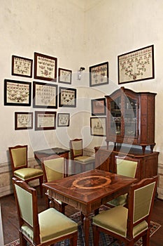 Antique dinette