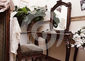 Antique dressing table with mirror