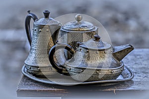 Antico lattina tè servizio 