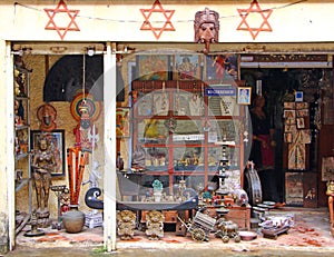 Antique shop. Jewish Quarter. Kochi