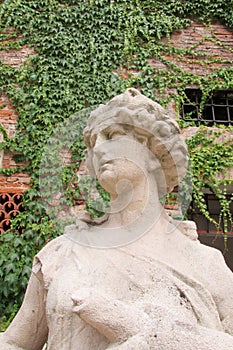Antique statue of woman