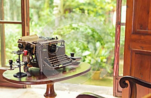 Antique typewriter.