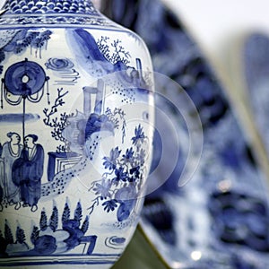 Antiques chinese pottery detail