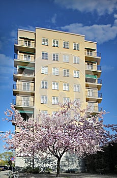 Apartment building