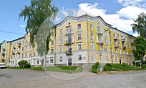 Apartment four-storeyed 10-podjezdny house, 1950 of construction. Uglich, Yaroslavl region