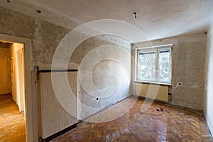 Apartment in need of renovation photo