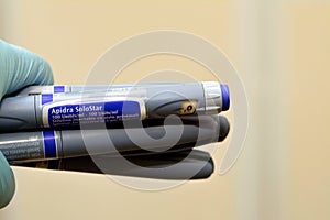 Apidra Solostar solution pre-filled pen short acting insulin glulisine for subcutaneous injection in Insulin-dependent diabetes