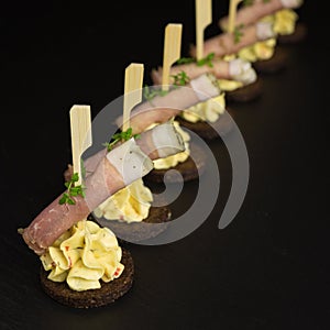 Appetizer with ham and cream cheese