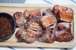 Appetizer roast sliced pork ribs