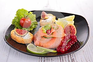 Appetizer, smoked salmon with berry