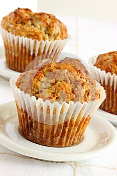 Apple bran muffins