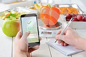 Apple and calorie counter app photo