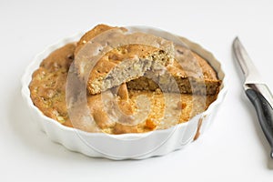 Apple cinnamon tea cake