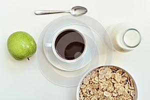 Apple, coffee and cereals