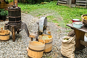 Apple crushing and pressing workshop photo