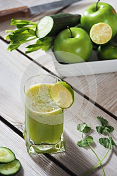 Apple and cucumber juice