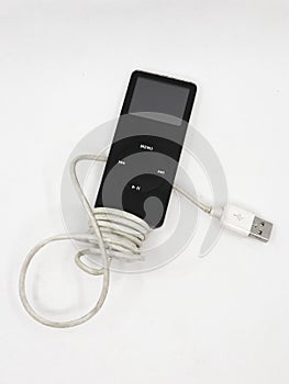 apple ipod nano with charging cable