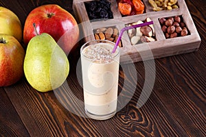 Apple pear smoothie