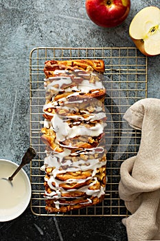 Apple pecan pull apart bread