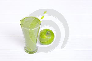 Apple smoothie green juice beverage healthy the taste yummy in glass.