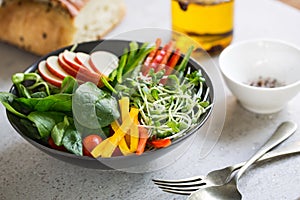 Apple with Spinach salad