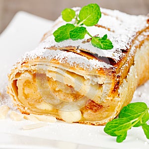 Apple strudel