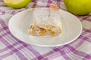 Apple strudle