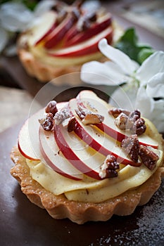 Apple tartlets