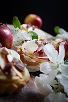 Apple tartlets