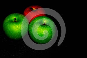 apples on black backgroundgreen and red Apple on a black background Wallpapers, healthy food