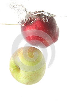 Apples fruit in splash