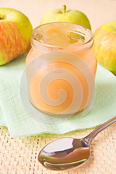 Applesauce (babyfood)