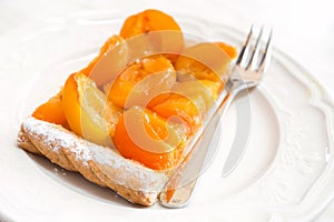 Apricot cake